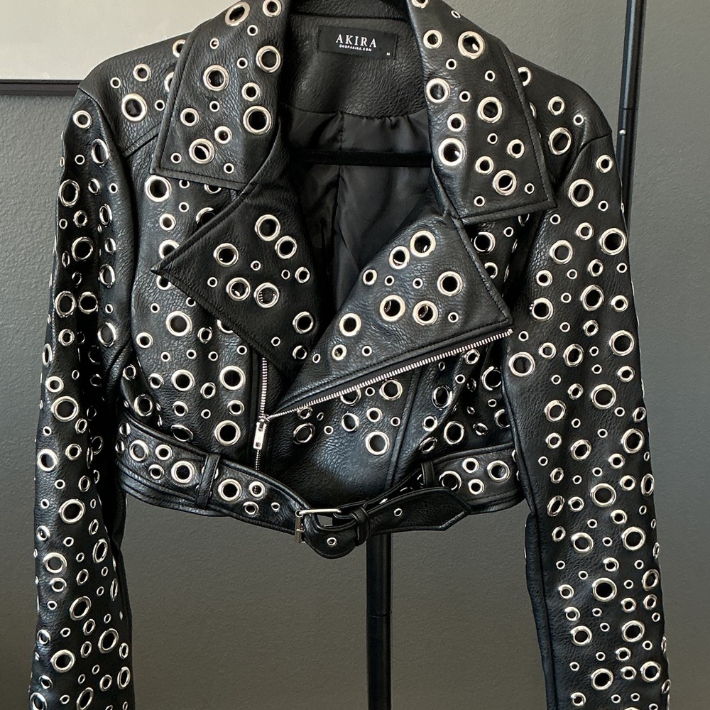 AKIRA Cropped Faux Leather Grommet Jacket M